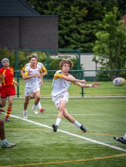 p1375187-2.jpg - JPEG - 781.3 ko - 2000×2664 px