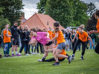 p1364466.jpg - JPEG - 643.1 ko - 2000×1501 px