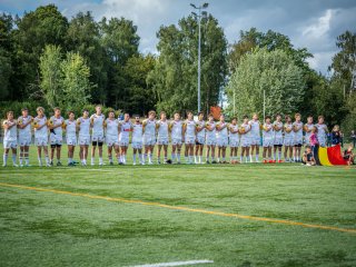 p1491295.jpg - JPEG - 832.8 ko - 2000×1501 px