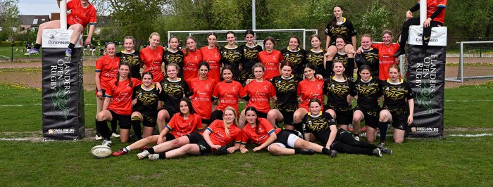 Premier match de l'histoire entre les U16 filles de la LBFR et de Rugby Vlaanderen